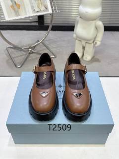 2025.12.29  Super Perfect Prada Women Shoes Size35-41 1078