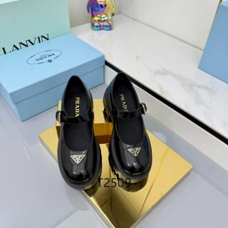 2025.12.29  Super Perfect Prada Women Shoes Size35-41 1090