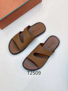 2025.12.29  Super Perfect Loro Piana Men Slippers Sz38-46 054