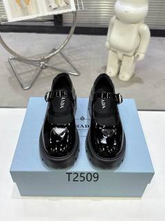 2025.12.29  Super Perfect Prada Women Shoes Size35-41 1085
