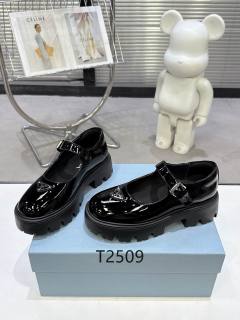 2025.12.29  Super Perfect Prada Women Shoes Size35-41 1084