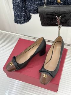 2026.03.02  Super Perfect Valentino Women Shoes Size35-40 748