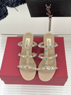 2026.03.02  Super Perfect Valentino Women Slippers Size35-40 305