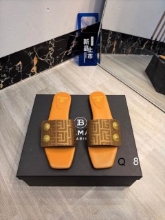 2026.03.30 Balmain Women Slippers sz35-40 306