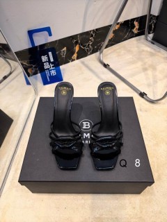 2026.03.30 Balmain Women Slippers sz35-40 319