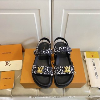 2026.03.30  Super Perfect LV Women Sandals size35-40 1143