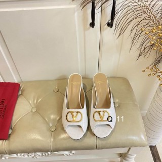 2026.03.30 Super Perfect Valentino Women Slippers Size35-40 310