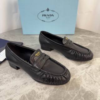 2026.03.30  Super Perfect Prada Women Shoes Size35-40 1134