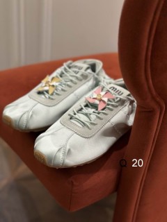 2026.04.08  Super Perfect MiuMiu Women Shoes sz35-40 1090