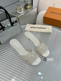 2026.04.08 Super Perfect LV Women Slippers Size35-40 1394