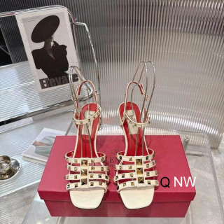 2026.04.17 Super Perfect Valentino Women Sandals Size35-40 899