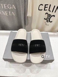 2026.04.17  Super Perfect Balenciaga Slippers Size35-40 376