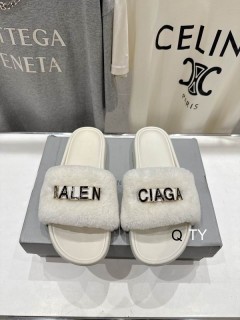 2026.04.17  Super Perfect Balenciaga Slippers Size35-40 374
