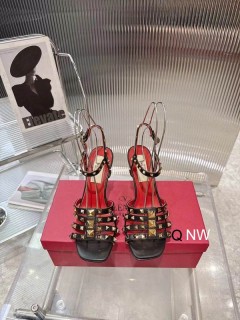 2026.04.17 Super Perfect Valentino Women Sandals Size35-40 904