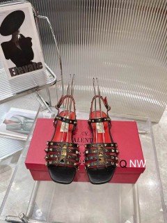 2026.04.17 Super Perfect Valentino Women Sandals Size35-40 906