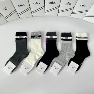 2026.04.23 Super Perfect Alo socks 156
