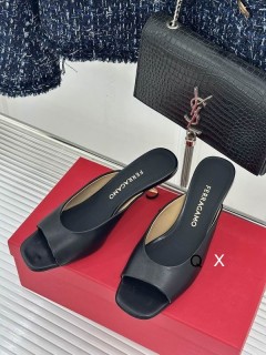 2026.05.13 Super Perfect Ferragamo Women slippers sz35-40 065
