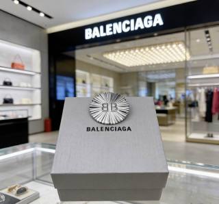 2026.05.18 Balenciaga Brooch 008