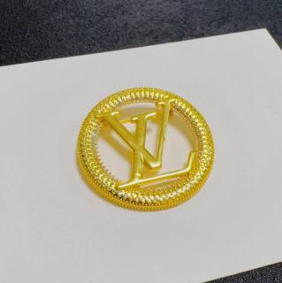 2026.07.02 LV Brooch 027