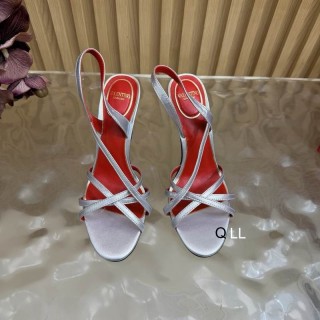 2026.09.03 Super Perfect Valentino Women Sandals Size35-40 1004
