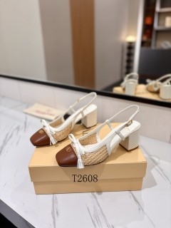 2026.09.03 Super Perfect Valentino Women Sandals Size35-40 1020