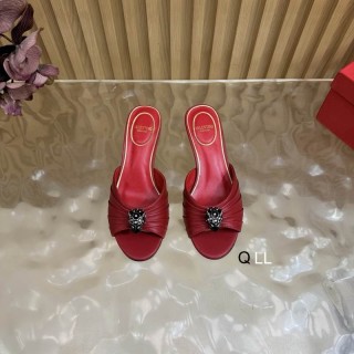 2026.09.03 Super Perfect Valentino Women Slippers Size35-40 337