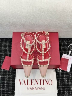 2026.09.03 Super Perfect Valentino Women Sandals Size35-40 1012