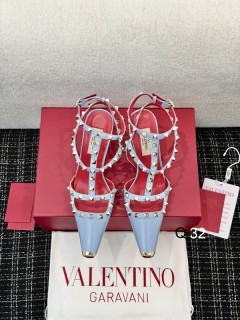 2026.09.03 Super Perfect Valentino Women Sandals Size35-40 1009