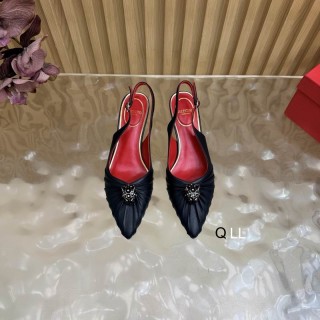 2026.09.03 Super Perfect Valentino Women Sandals Size35-40 991