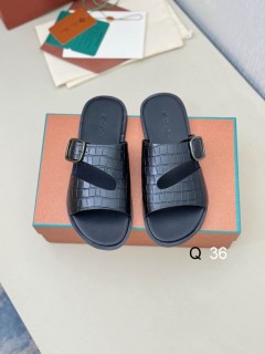 2025.08.15 Super Perfect Loro Piana Men Slippers Sz38-45 041