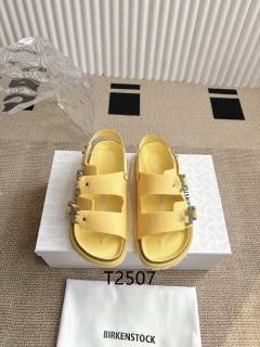 2025.08.18  Super Perfect Dior Women Sandals size35-41 597