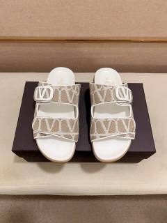 2025.08.19 Super Perfect Valentino Men Slippers size 38-45 164
