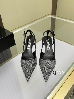 2025.10.09 Super Perfect Versace Women Sandals Size35-40 098