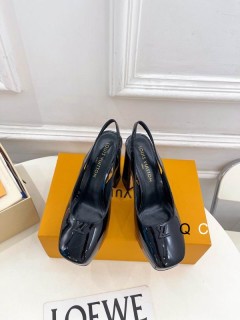 2025.11.05  Super Perfect LV Women Sandals size35-40 1127