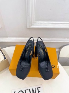 2025.11.05  Super Perfect LV Women Sandals size35-40 1125