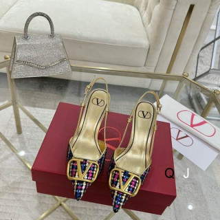 2025.11.25 Super Perfect Valentino Women Sandals Size35-40 873