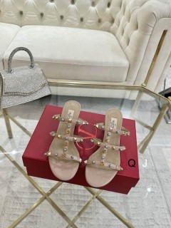 2025.11.25 Super Perfect Valentino Women Slippers Size35-40 295