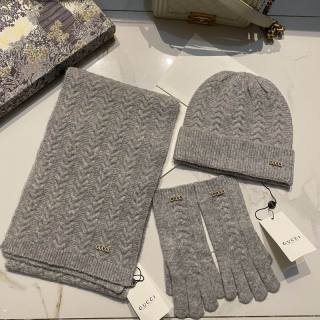 2025.11.26 Super Perfect Gucci Scarf Hat Gloves 088