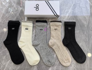 2025.12.12 Super Perfect Alo socks 124