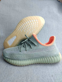 AD Y 350 V2 Shoes (5)