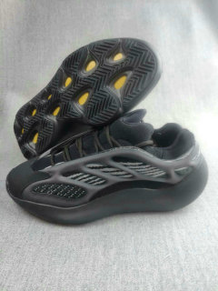 AD Y 700 V3 Shoes (1)