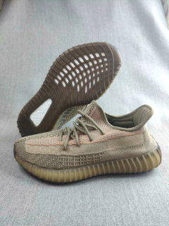 AD Y 350 V2 Shoes (10)