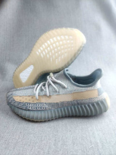 AD Y 350 V2 Shoes (12)