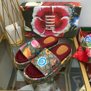 Gucci Women Slipper (3)