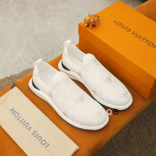 LV Men Shoes (9)