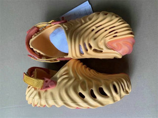 Salehe Bembury × CrocsPollex Clog Cucumber (8)