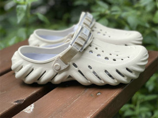 Salehe Bembury × CrocsPollex Clog Cucumber (10)