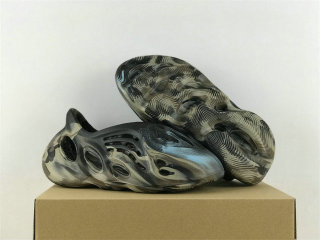 Authentic Y Foam Runner（16）