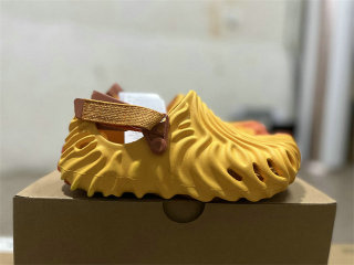 Cross Slipper (8)