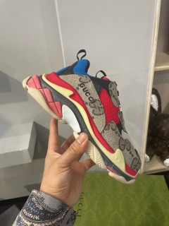 2023.5.26 Super Perfect Gucci x Balenciage Men and Women Shoes 016